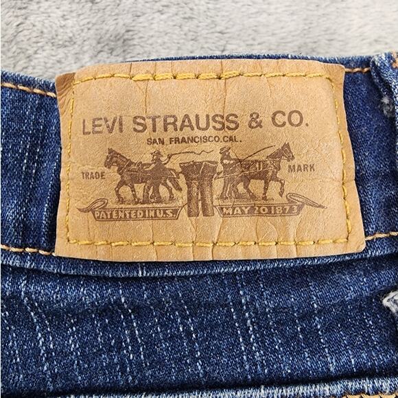 Levi's Shorts Womens 6 Blue Perfectly Slimming 548 Mid Rise Cuffed Hem Stretch - Picture 4 of 12